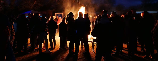 Bild Osterfeuer begeistert – Vorfreude auf die Maifeier wächst